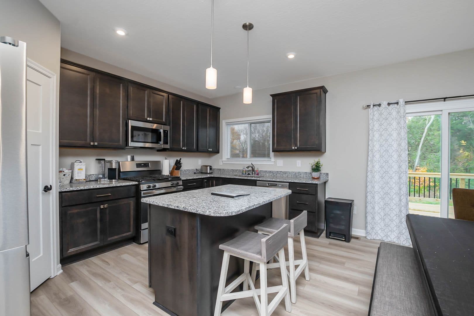 5762 Azra Ct - 739838527309412166 7 of 25
