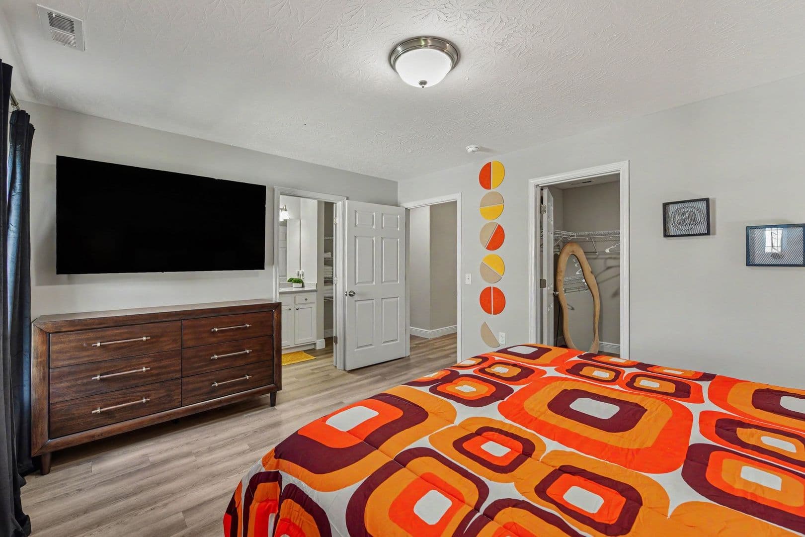 157 Southwind Blvd. 12 of 26