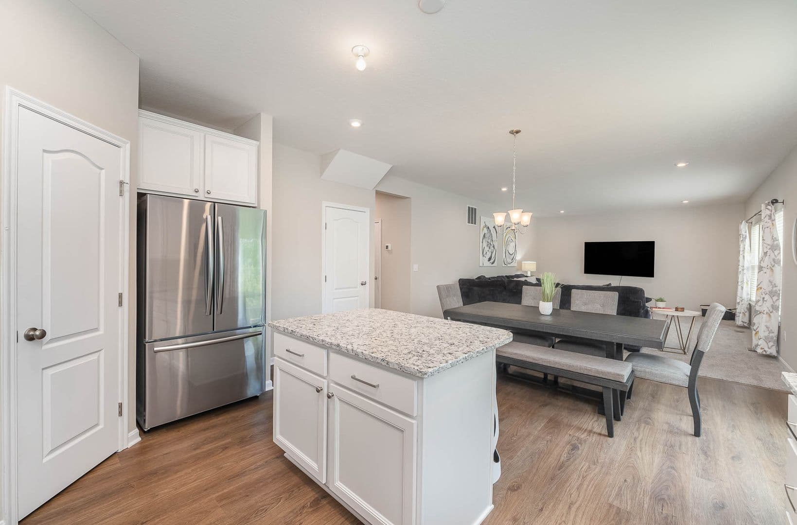 1344 Soaring Way - 726782970699147537 or 676036414648071637 11 of 37