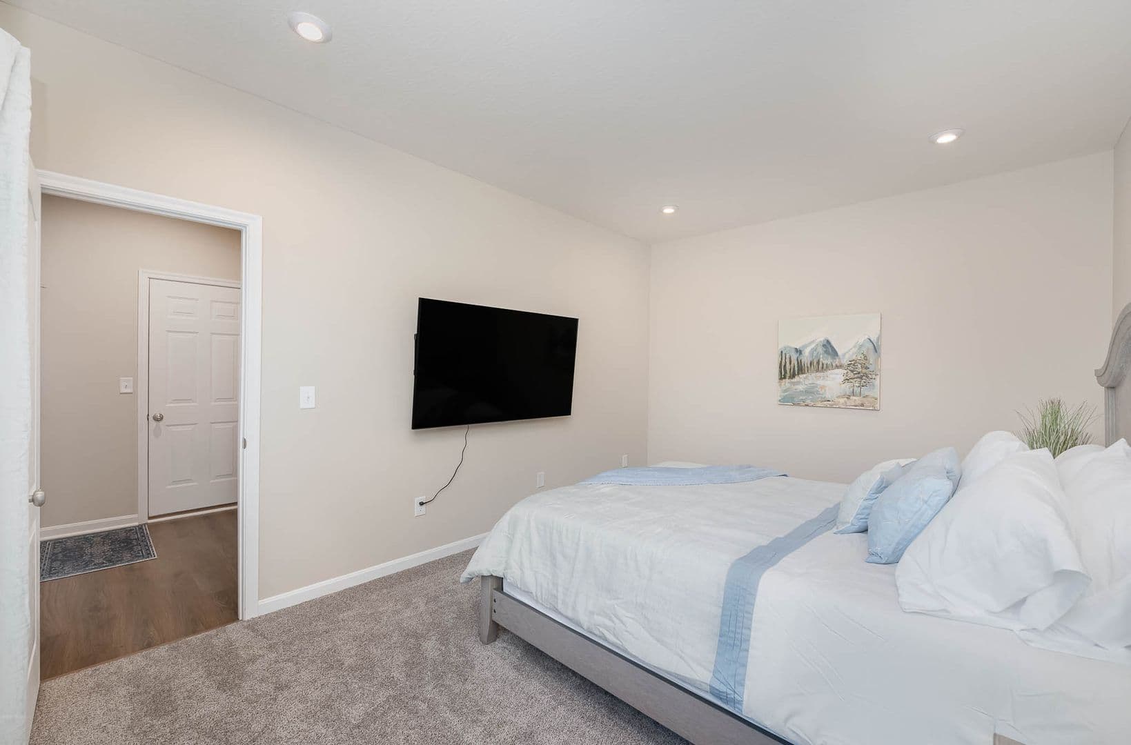 1344 Soaring Way - 726782970699147537 or 676036414648071637 14 of 37