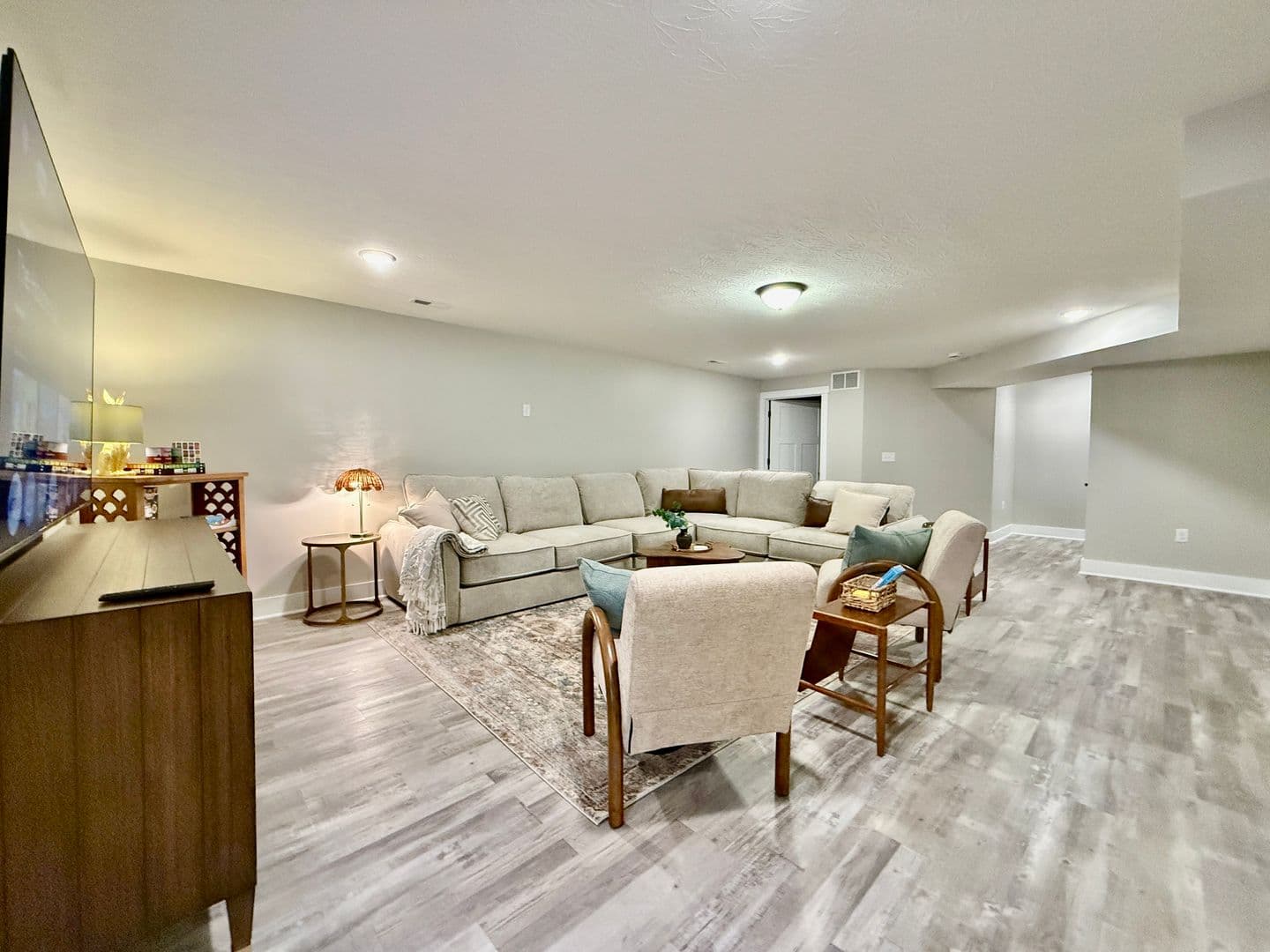 7845 Second Street - 1640045539007157173 16 of 47