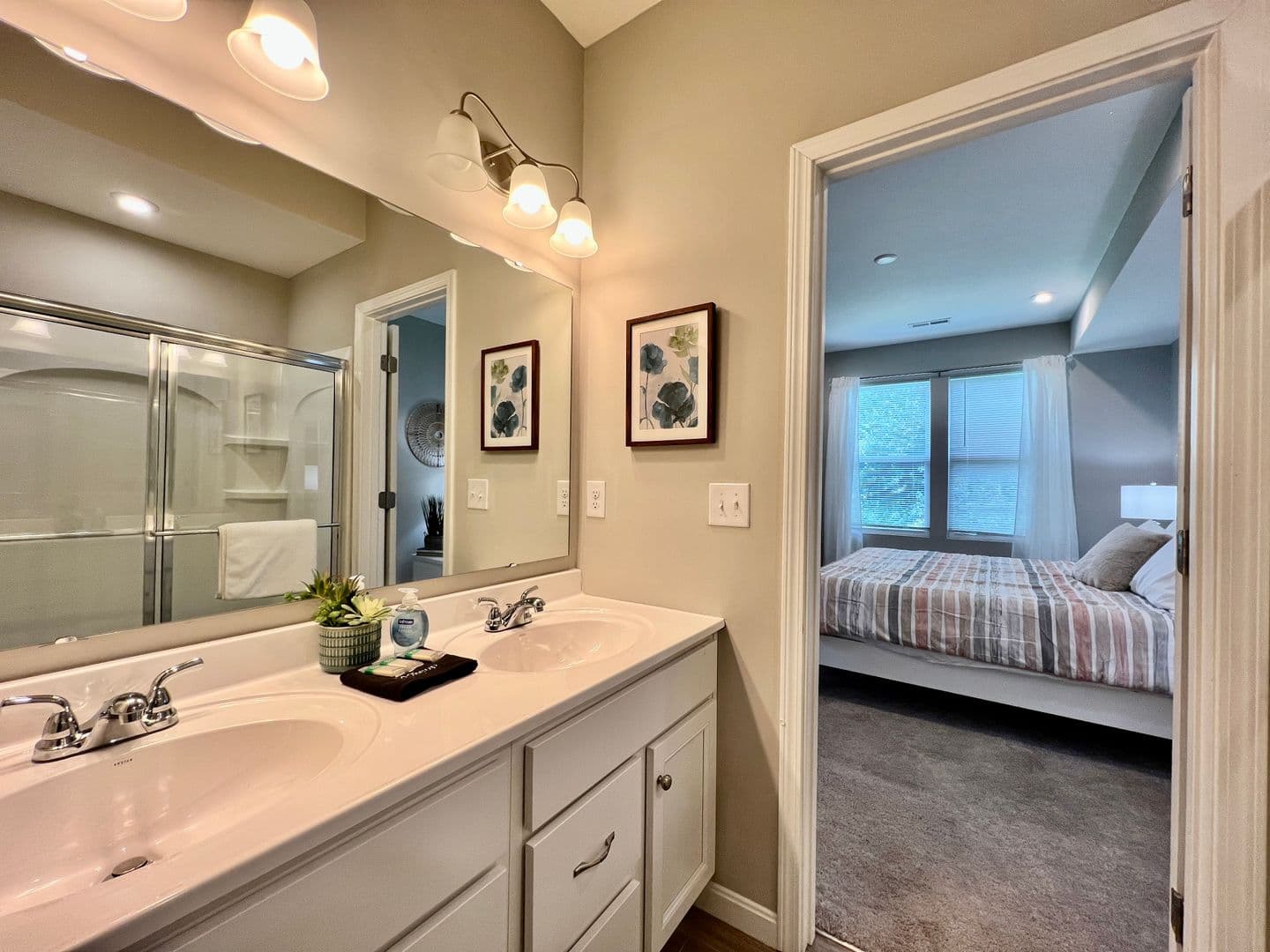 952 Southline Drive 14 of 29