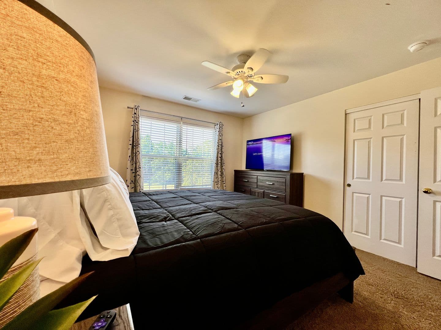 6608 Rosemont - 1219580980650565792 19 of 69