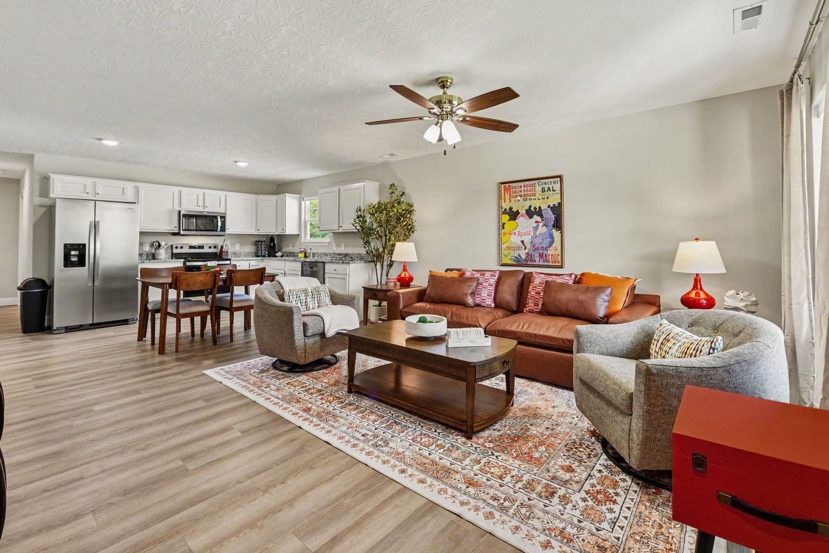 157 Southwind Blvd. 2 of 26