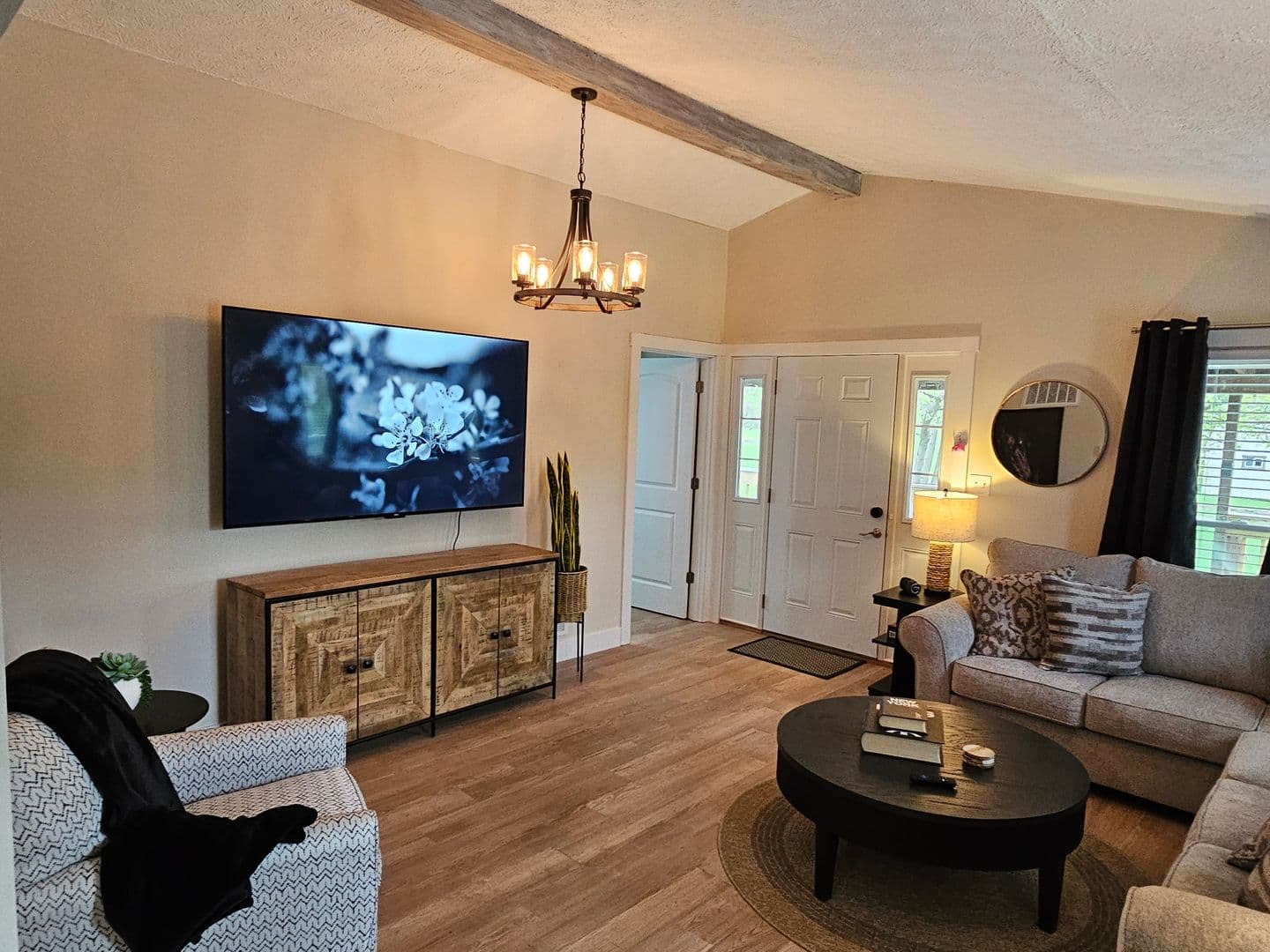 5941 Princeton Glendale - 1397219276390714724 7 of 27