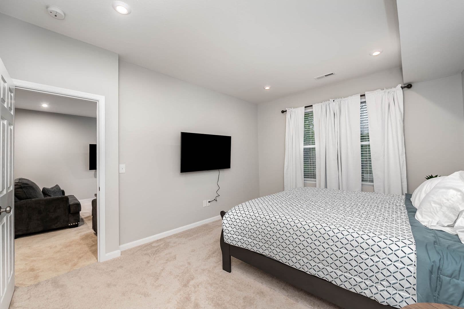 948 Southline Drive - 600745442660558111 12 of 21