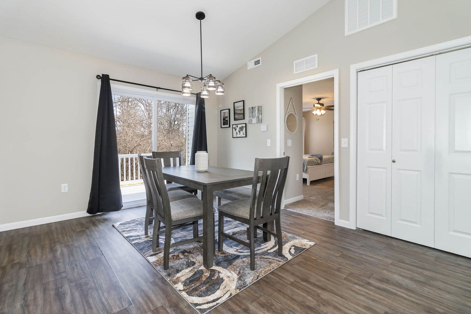8 E Persimmon Drive - 807992140604435493 9 of 22
