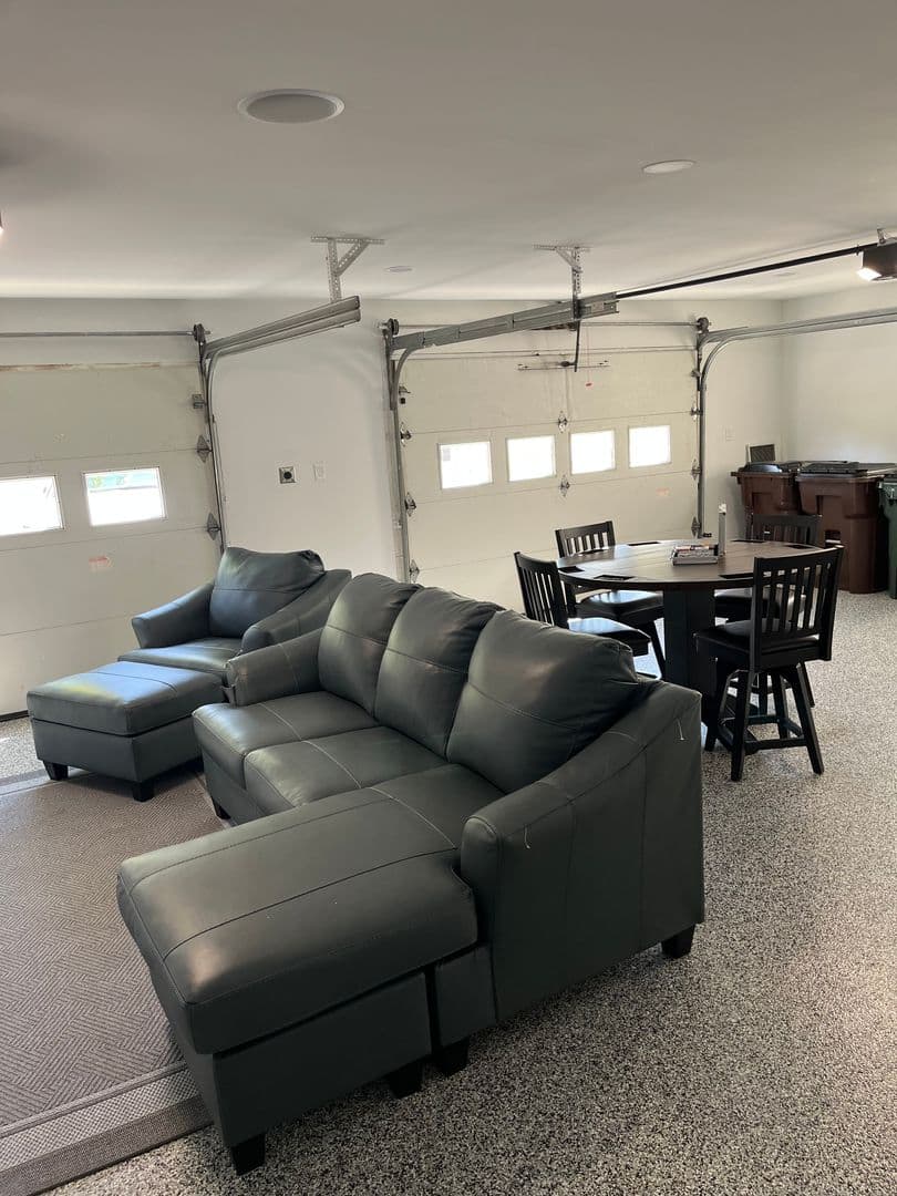 711 S. Main Street - 1507339479139382556 33 of 37