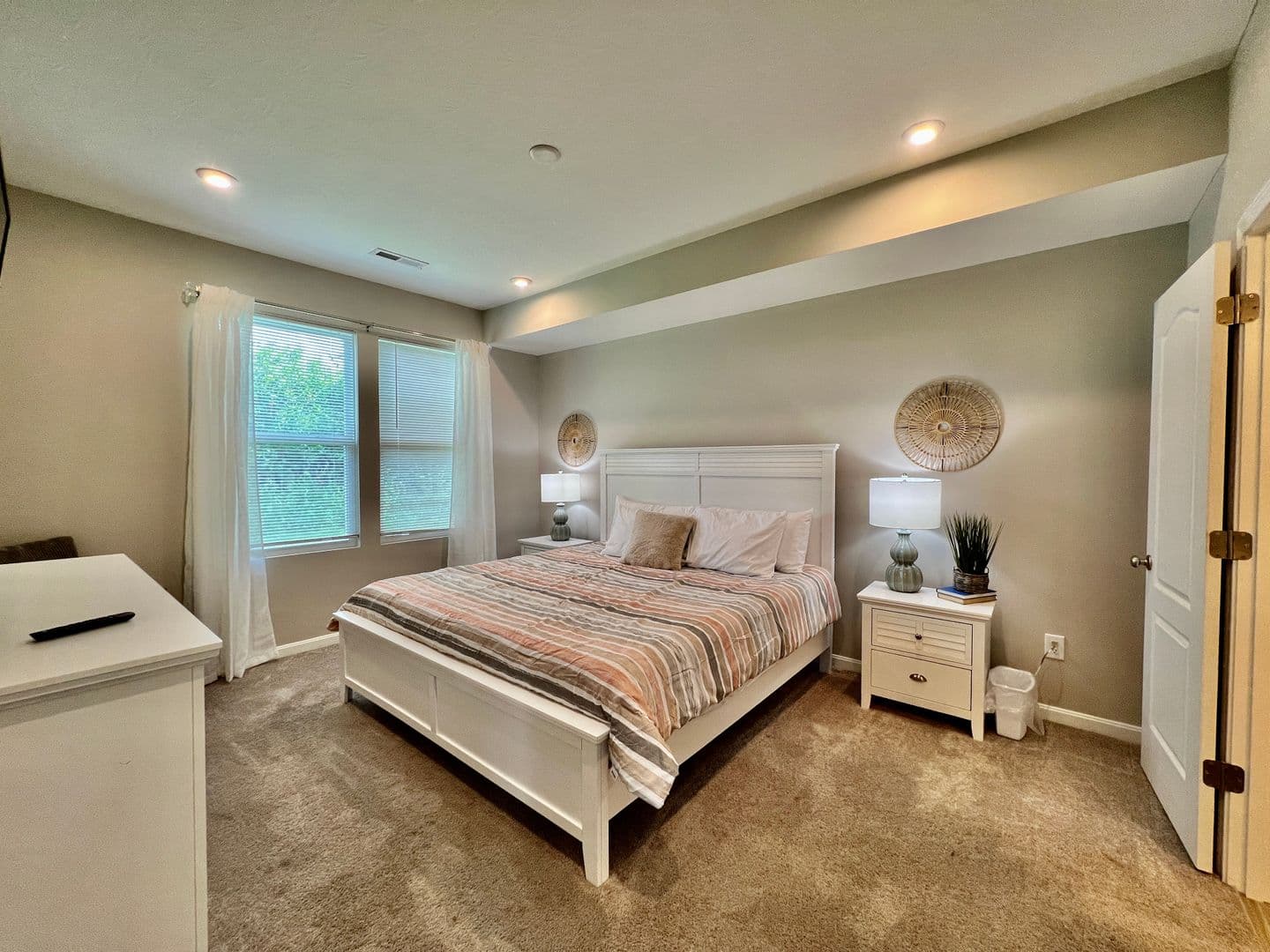 952 Southline Drive 10 of 29