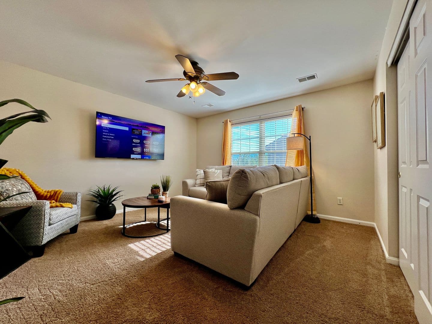 6608 Rosemont - 1219580980650565792 25 of 69