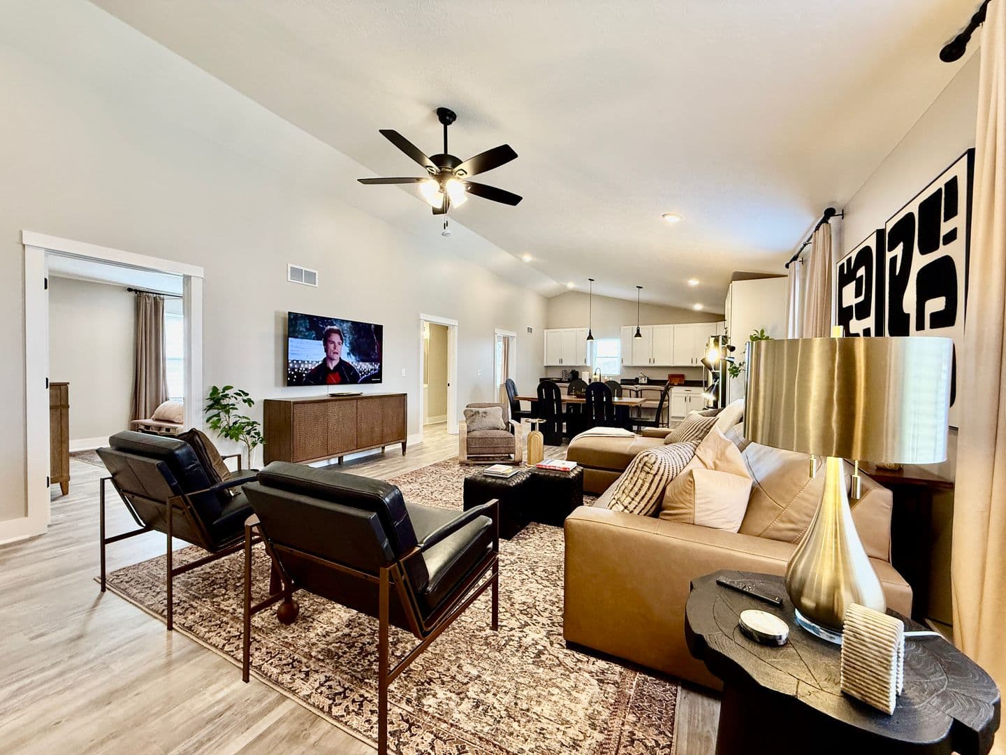 7845 Second Street - 1640045539007157173 3 of 47
