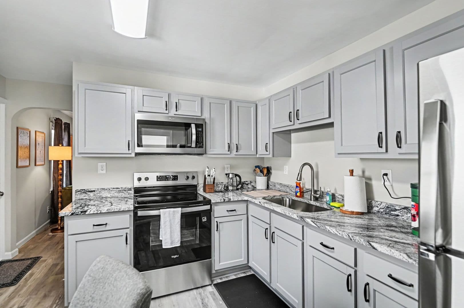 102 E Home Ave - 4473169 6 of 25