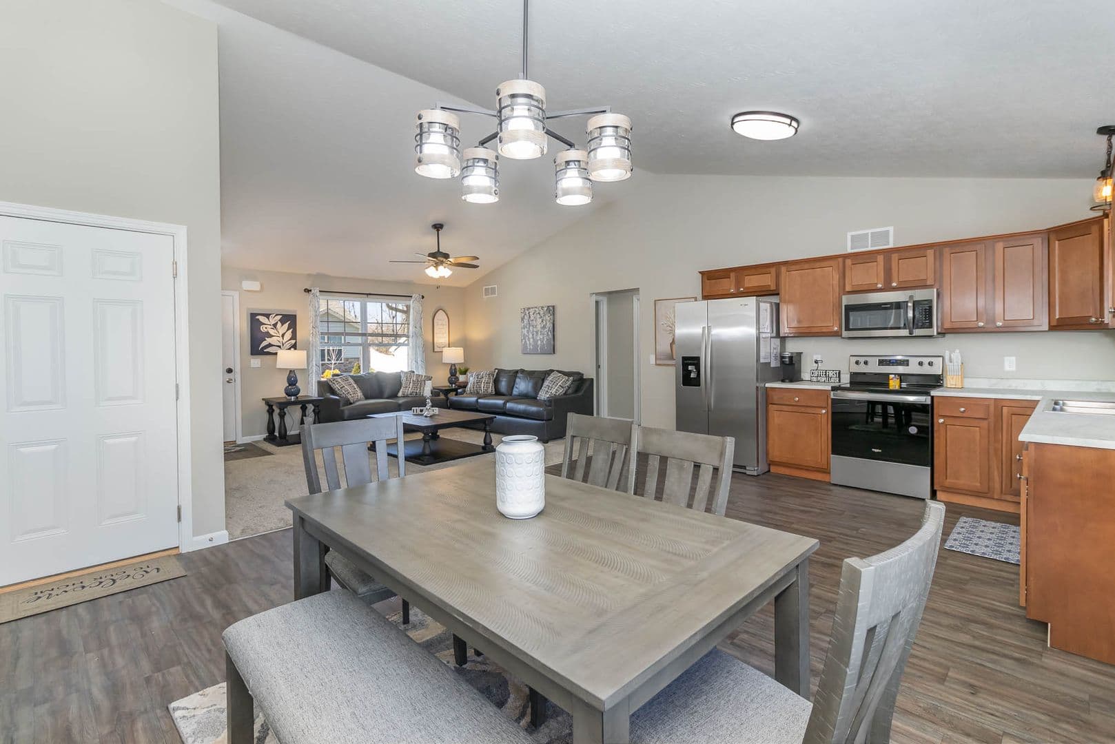 8 E Persimmon Drive - 807992140604435493 10 of 22