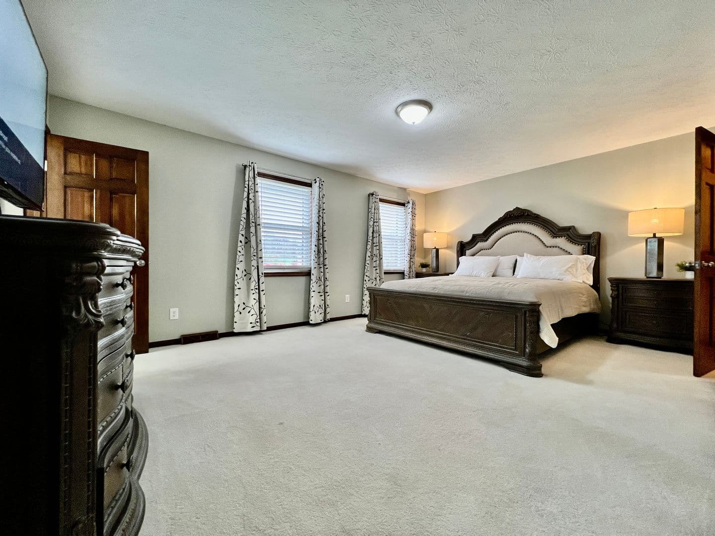 7033 willowood drive - 1304396930382735137 15 of 56