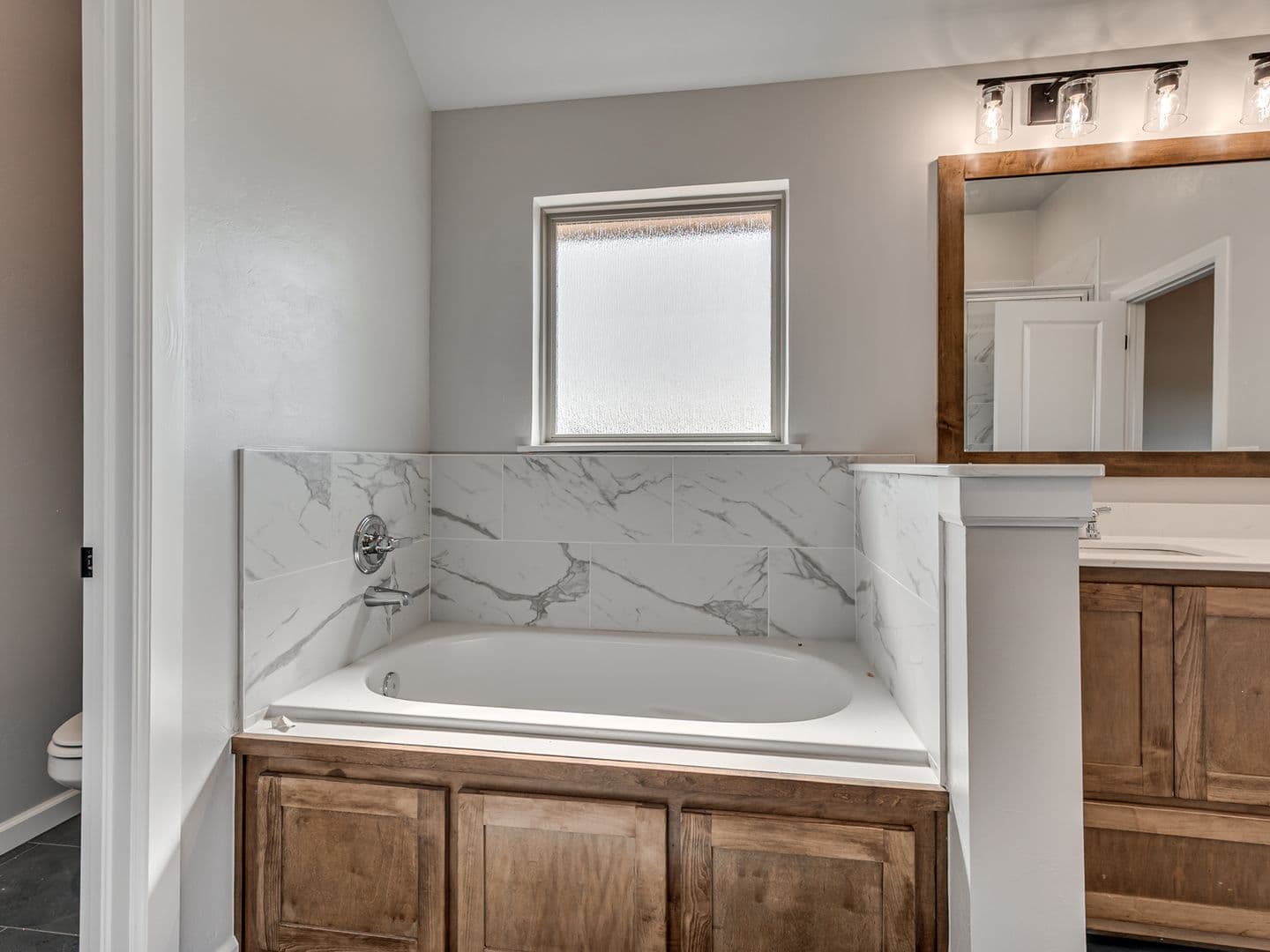 11704 SW 48th Street 19 of 35
