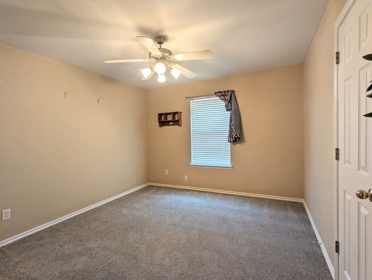 2612 Deer Run Dr 11 of 15