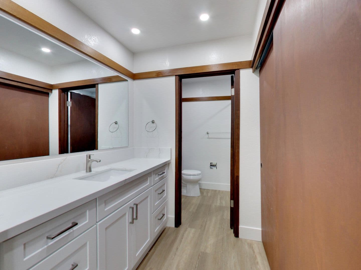 Riverwood Apartments 20 of 32