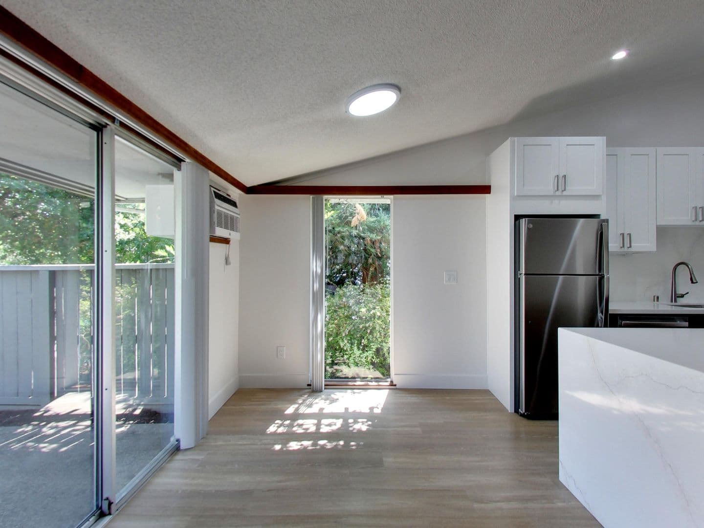 Riverwood Apartments 16 of 20
