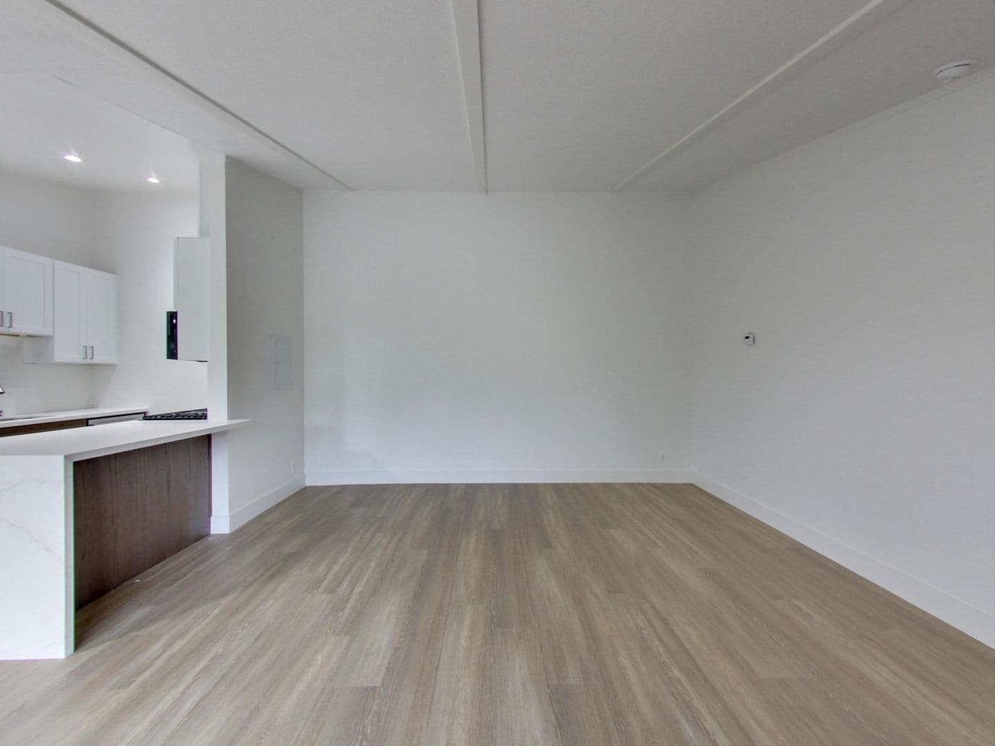 Riverwood Apartments 7 of 17