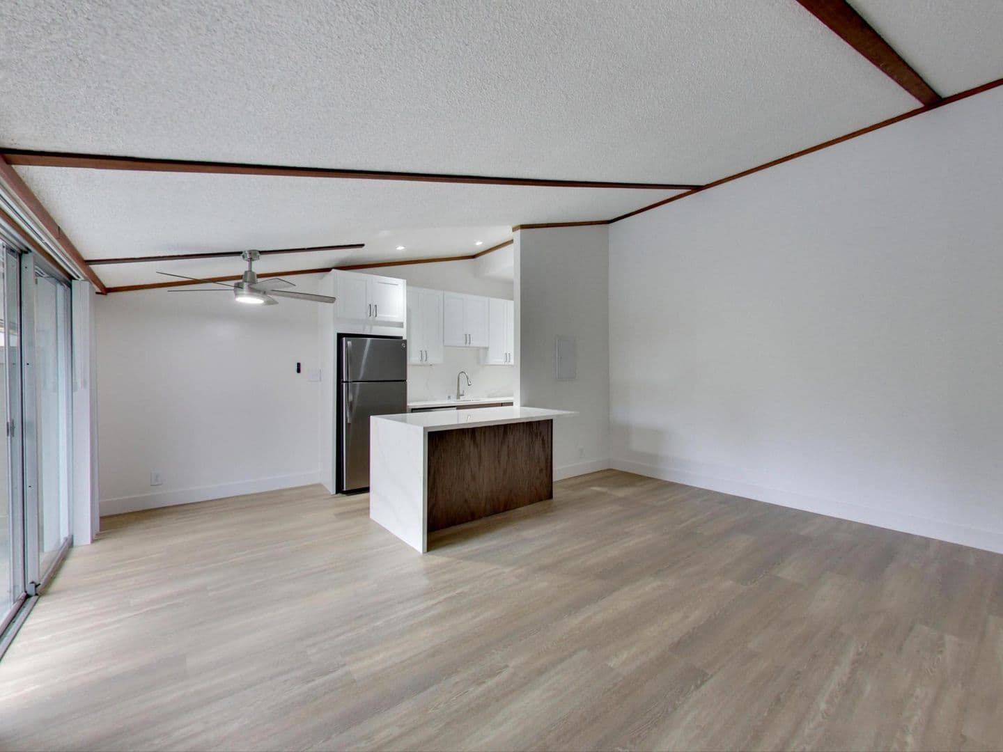 Riverwood Apartments 8 of 16