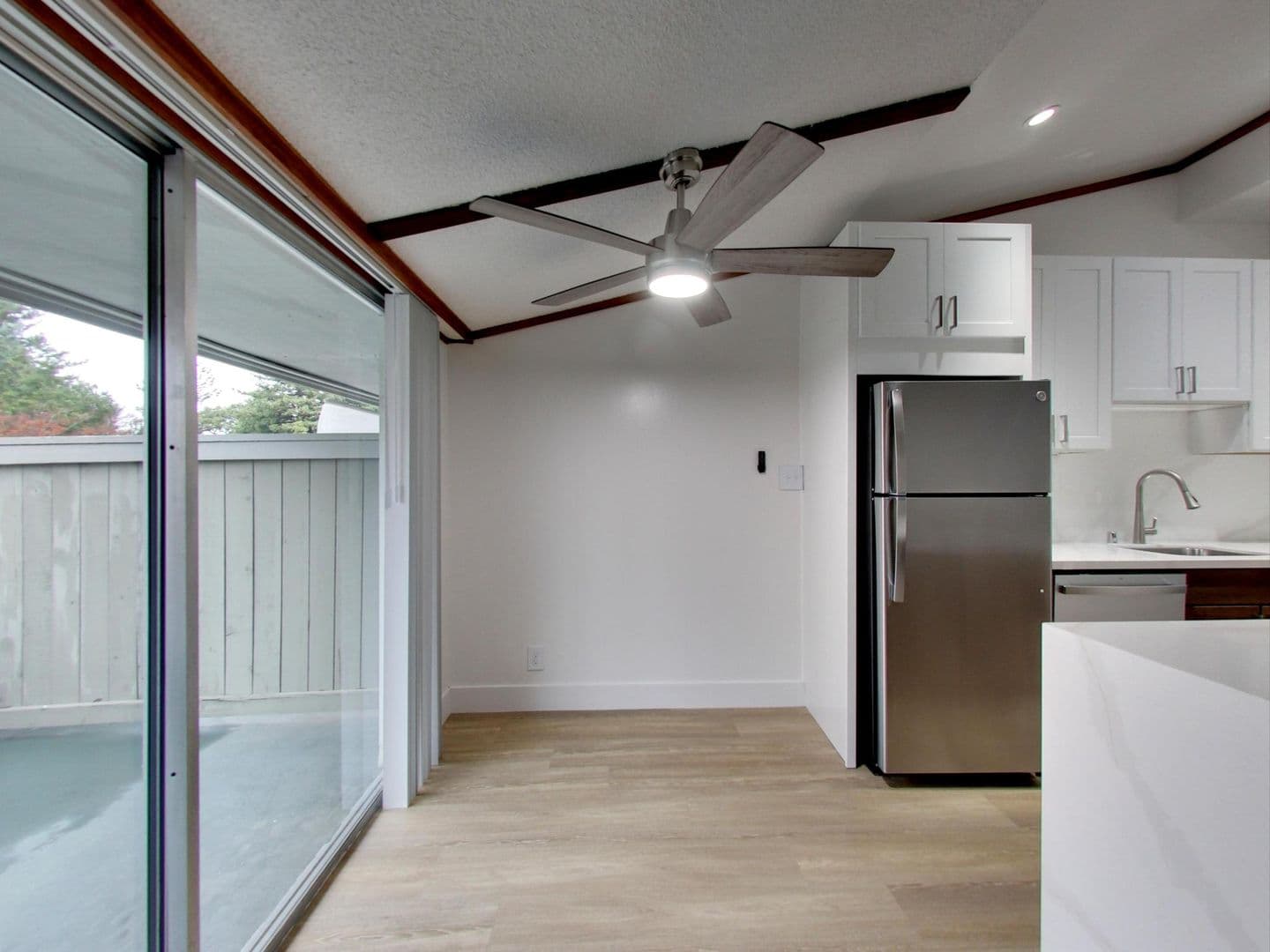 Riverwood Apartments 11 of 16