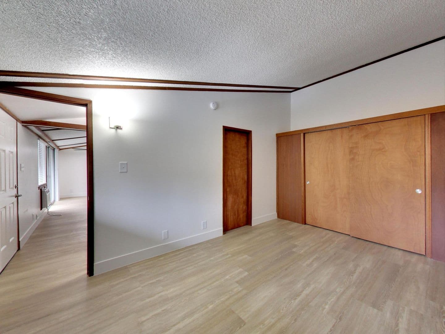 Riverwood Apartments 12 of 16