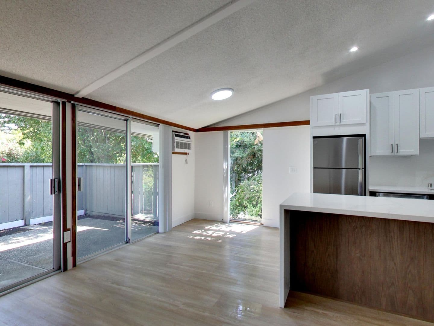 Riverwood Apartments 13 of 20