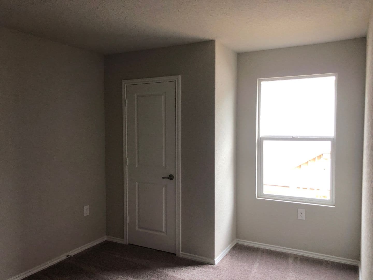 Ashworth Blvd-13431 4 of 18