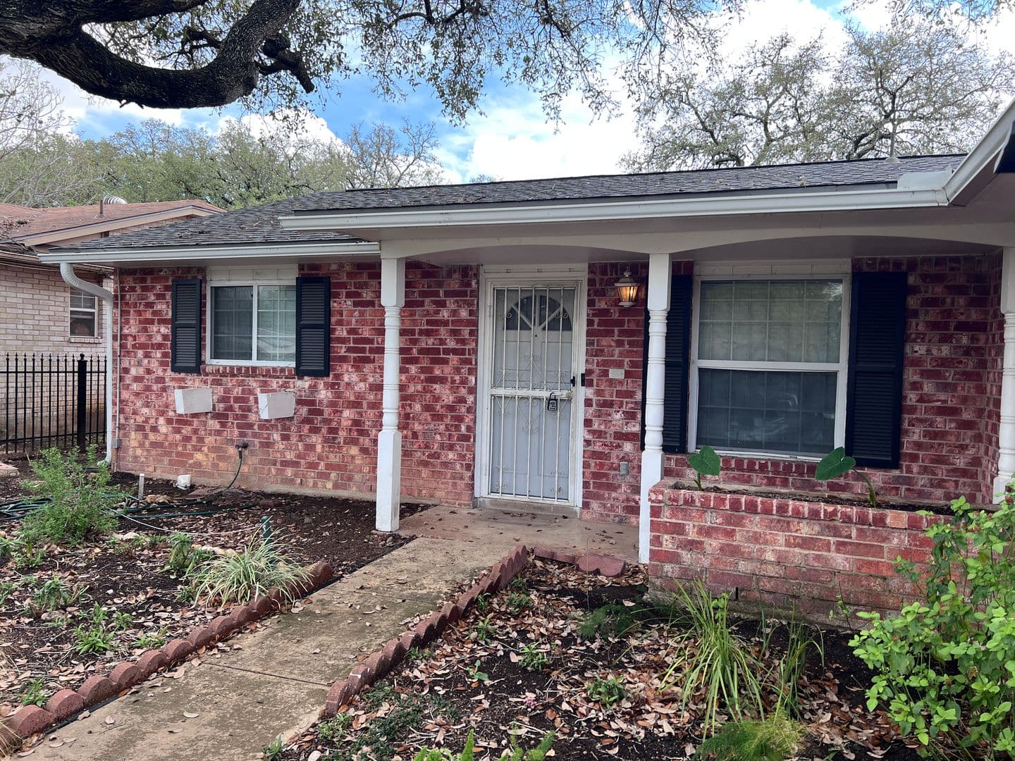 Pancho Villa Dr-6234 2 of 8