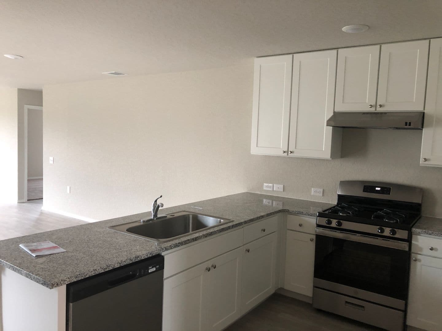 Ashworth Blvd-13431 12 of 18