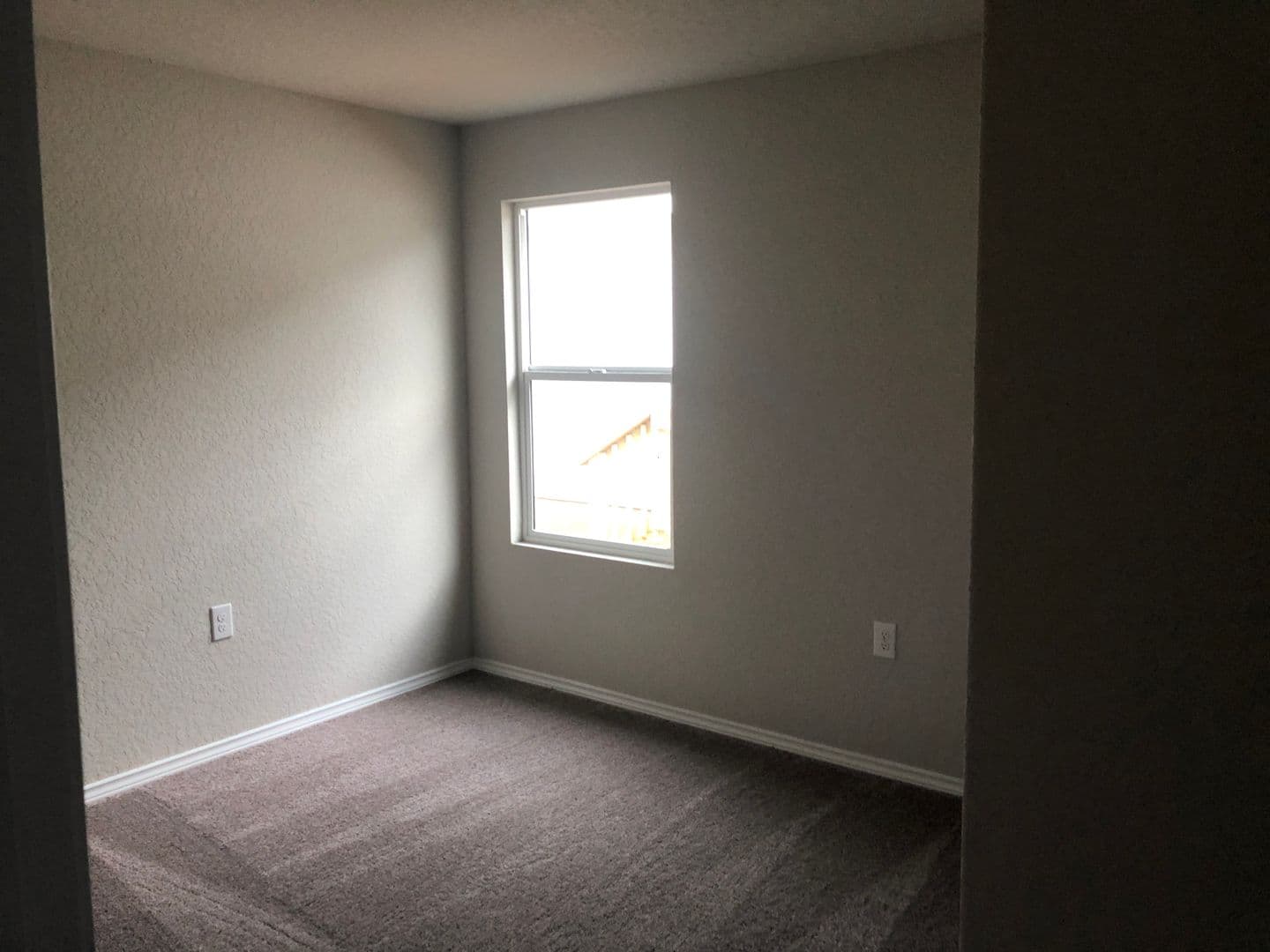 Ashworth Blvd-13431 5 of 18