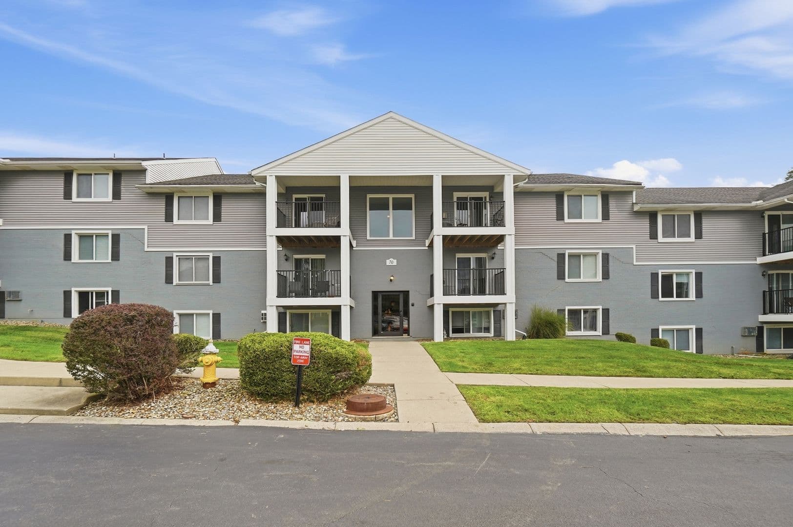 Prime at Uptown Apartments &amp; Townhomes 13 of 25