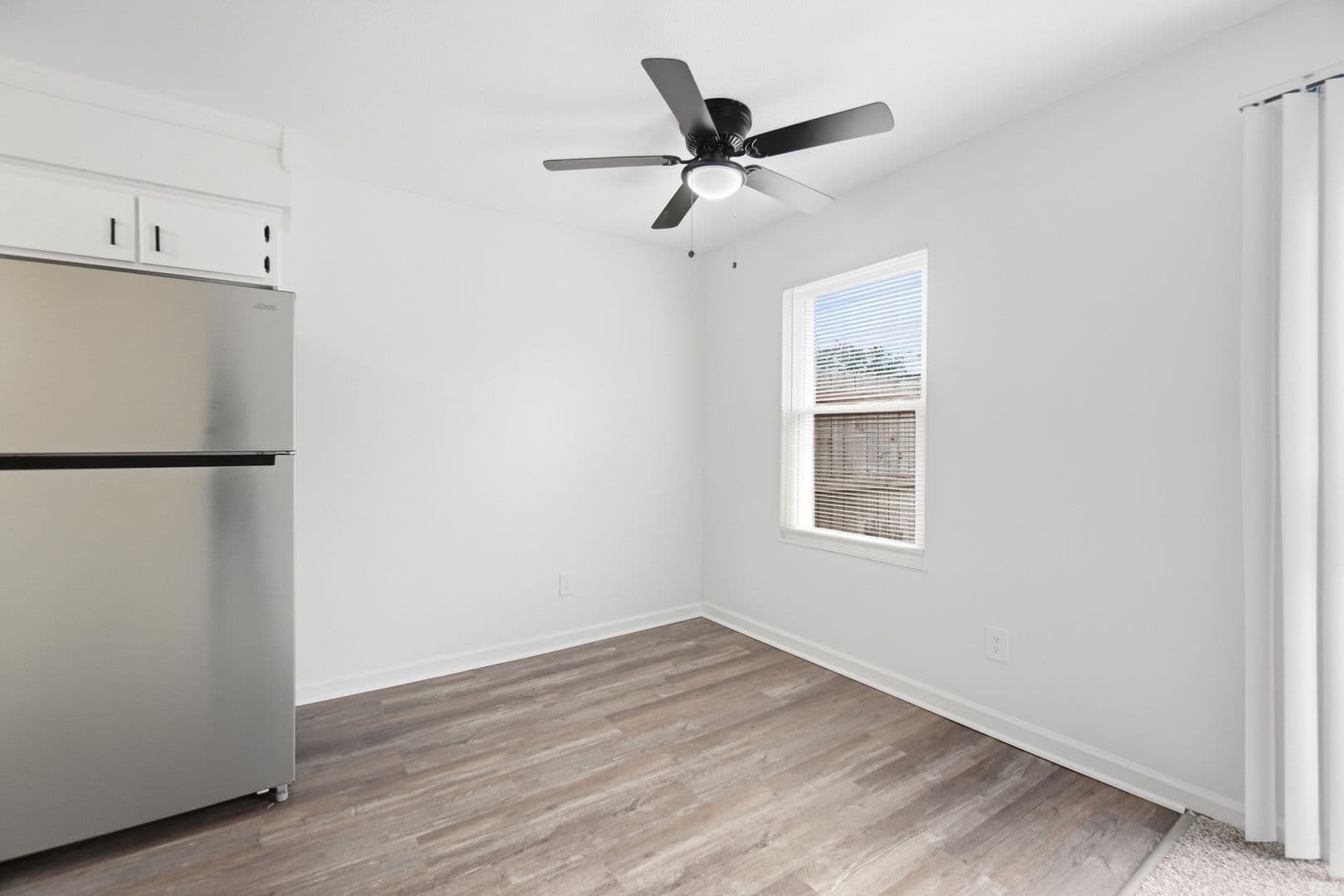 Prime at Uptown Apartments &amp; Townhomes 7 of 24