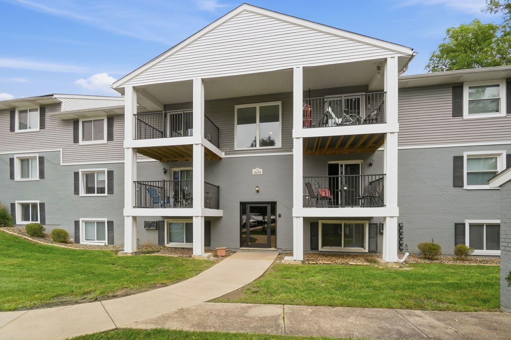 Prime at Uptown Apartments &amp; Townhomes 20 of 24