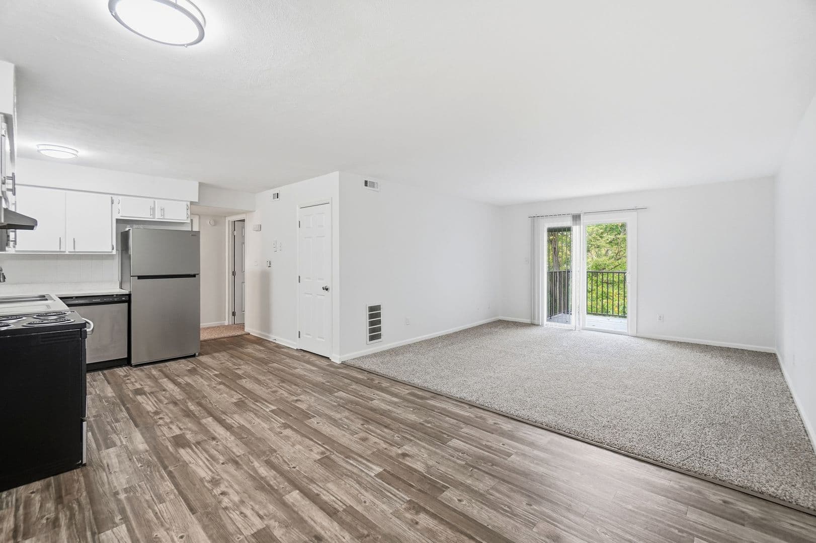 Prime at Uptown Apartments &amp; Townhomes 6 of 25