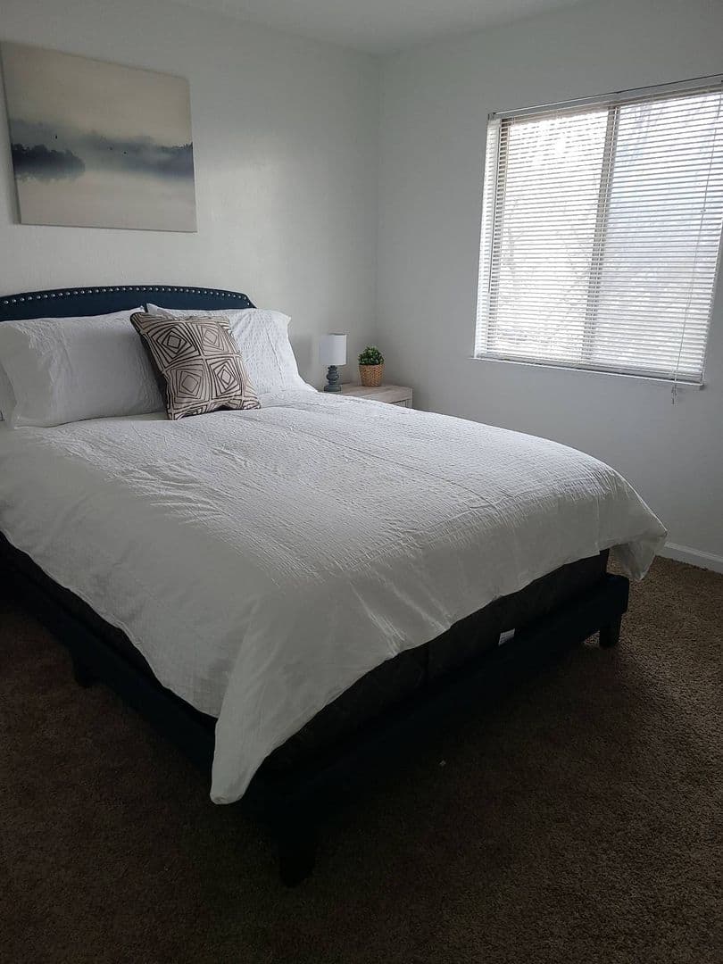 Prime at Uptown Apartments &amp; Townhomes 17 of 55