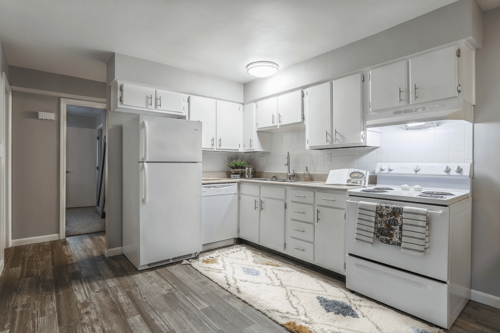 Prime at Uptown Apartments &amp; Townhomes 37 of 55