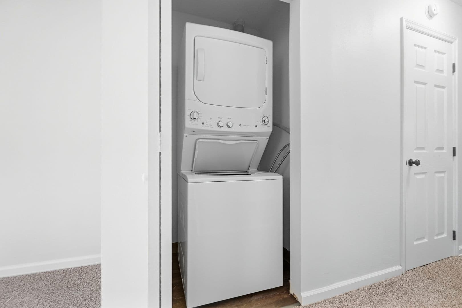 Prime at Uptown Apartments &amp; Townhomes 23 of 24