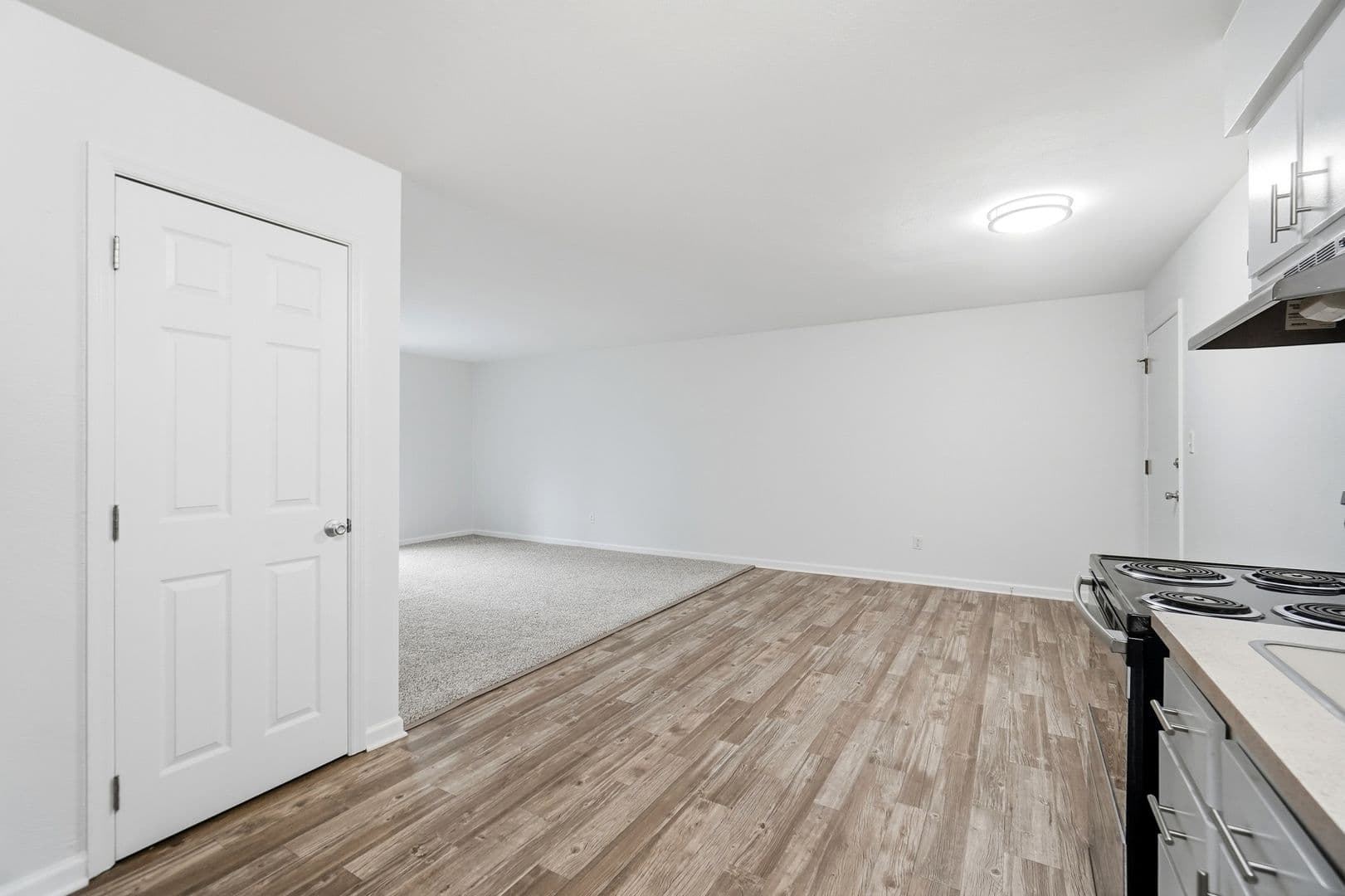 Prime at Uptown Apartments &amp; Townhomes 17 of 25