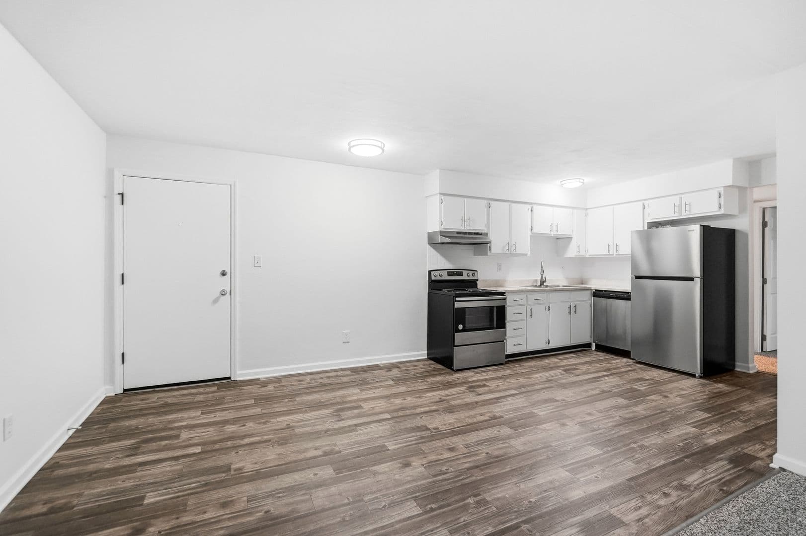 Prime at Uptown Apartments &amp; Townhomes 4 of 25