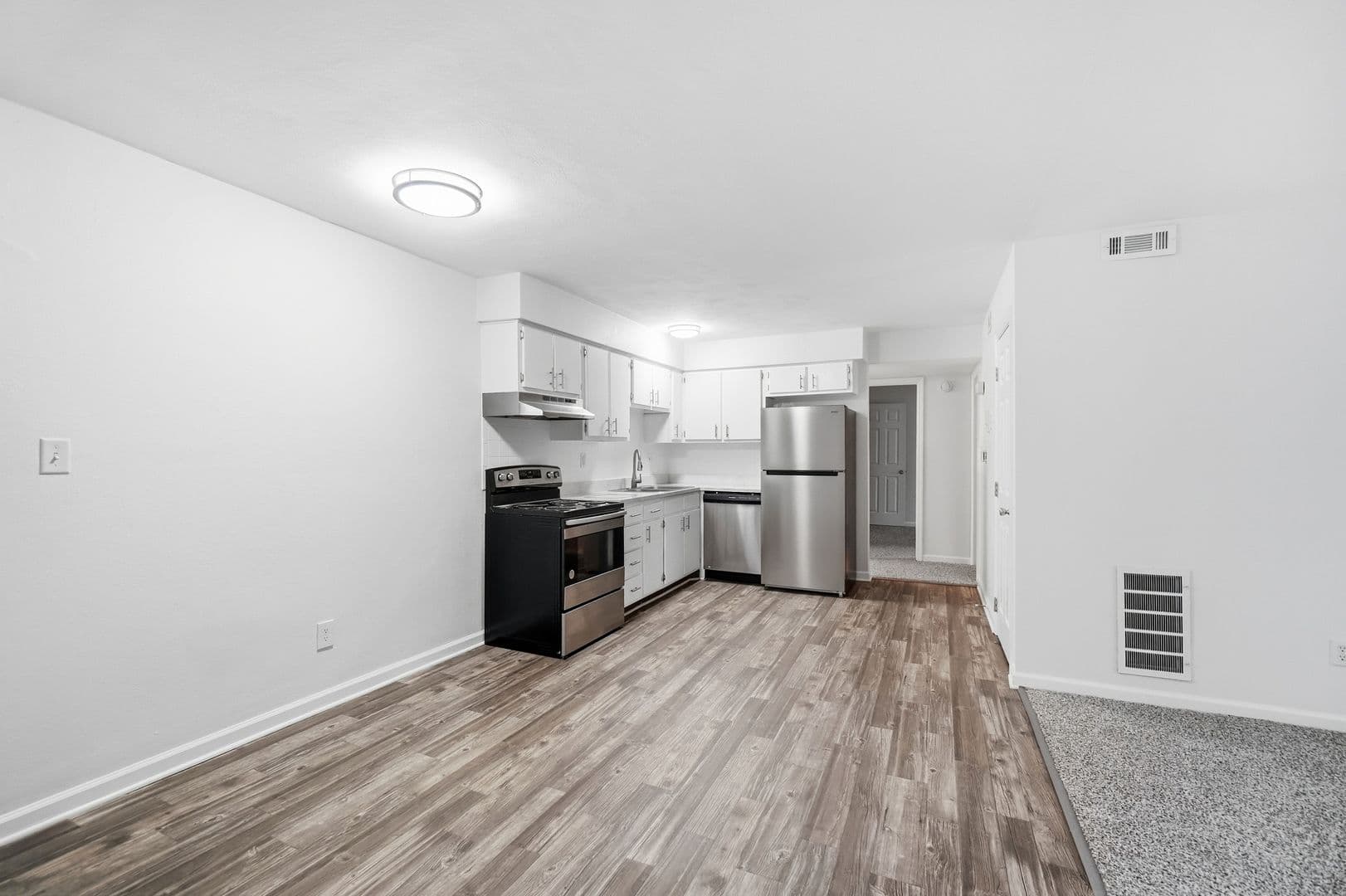 Prime at Uptown Apartments &amp; Townhomes 9 of 25