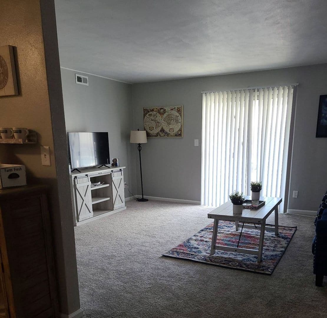 Prime at Uptown Apartments &amp; Townhomes 6 of 12
