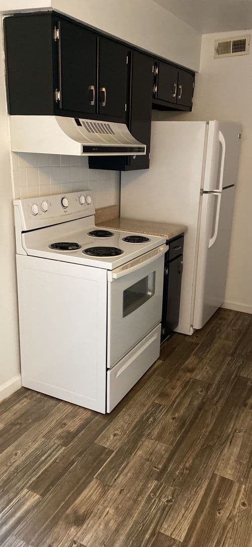 Prime at Uptown Apartments &amp; Townhomes 11 of 12