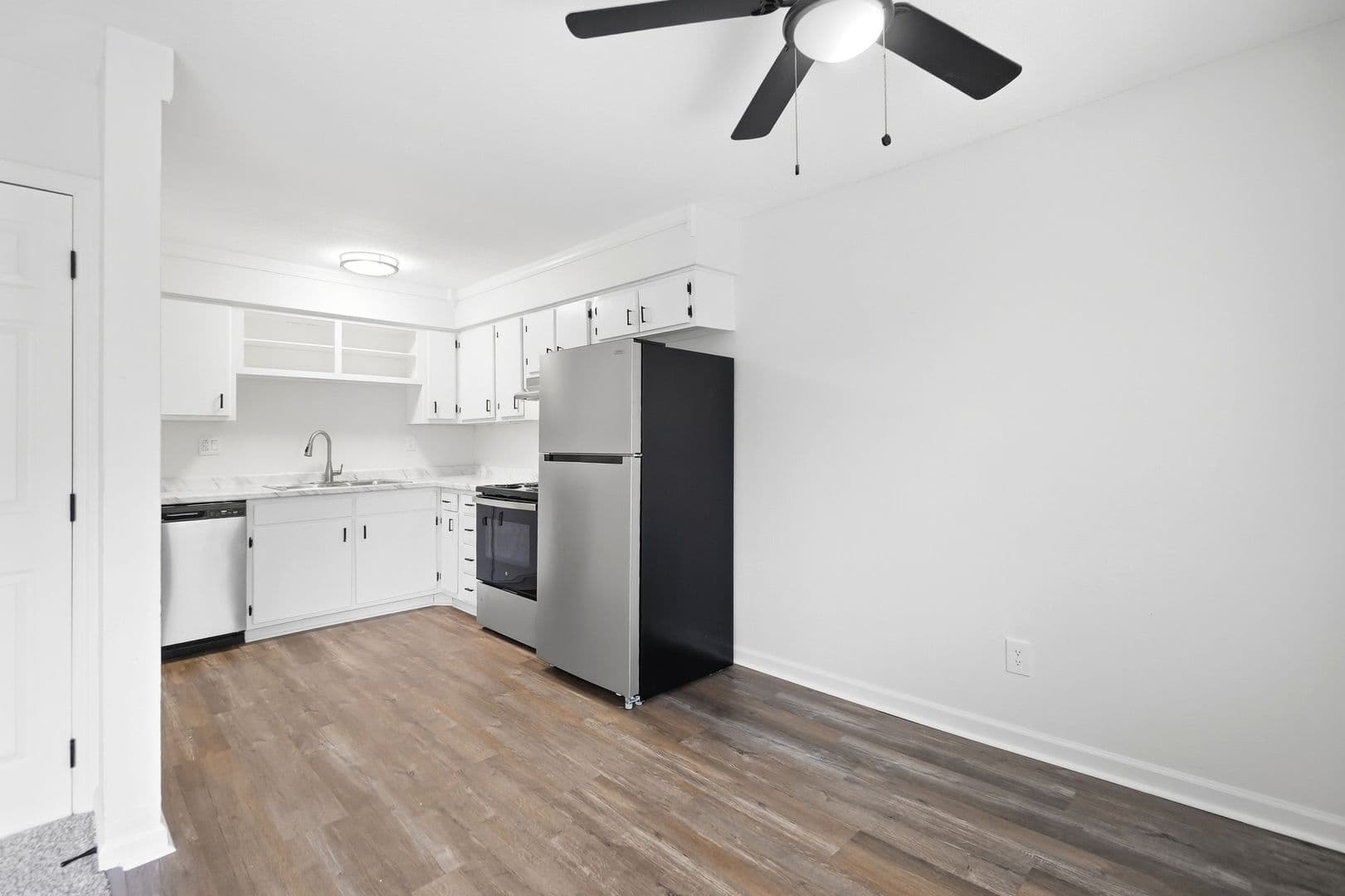Prime at Uptown Apartments &amp; Townhomes 5 of 24