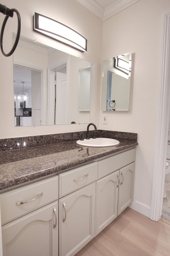 5460 White Oak Ave., Unit G217 14 of 25