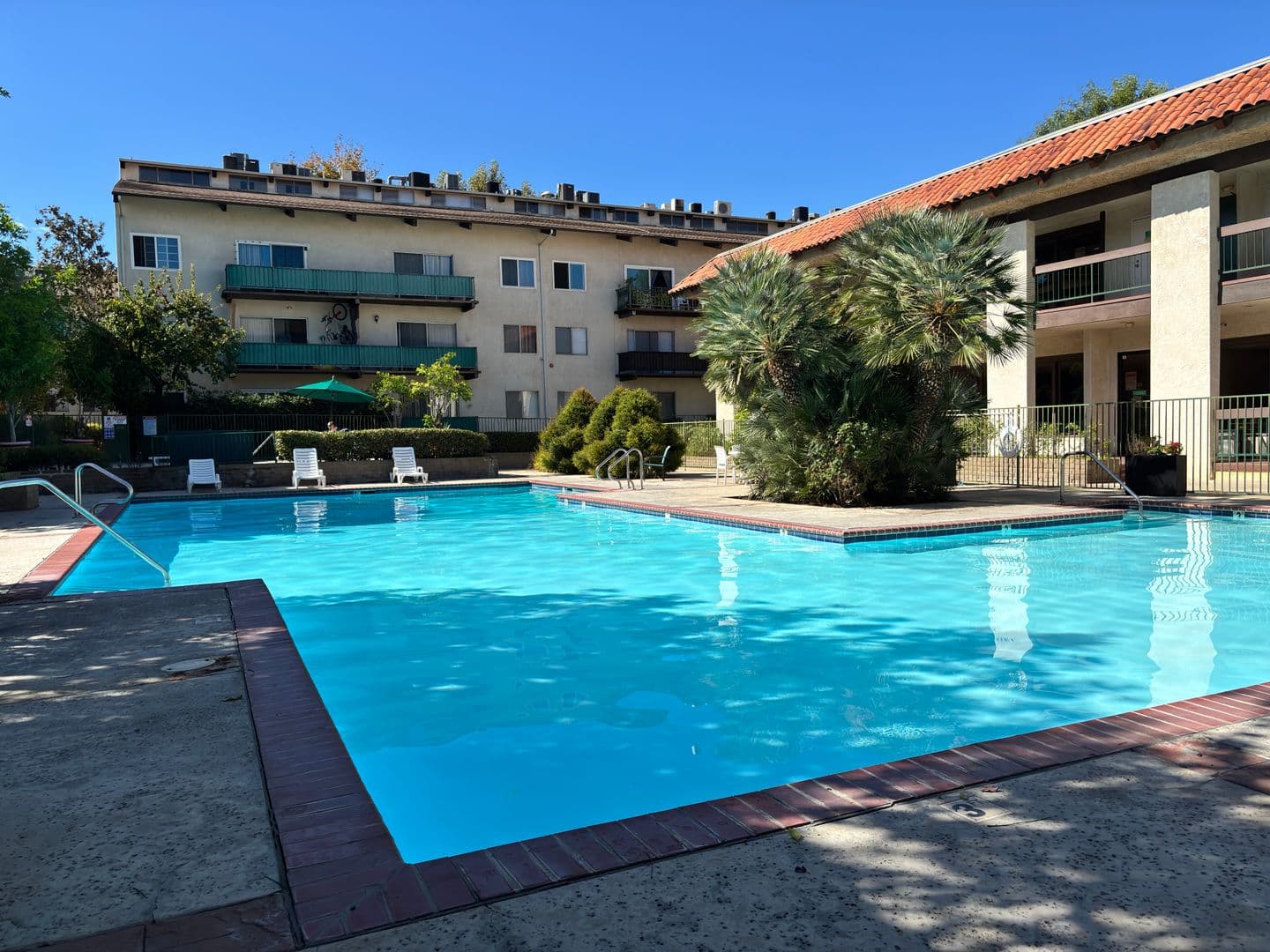 5460 White Oak Ave., Unit G217 23 of 25