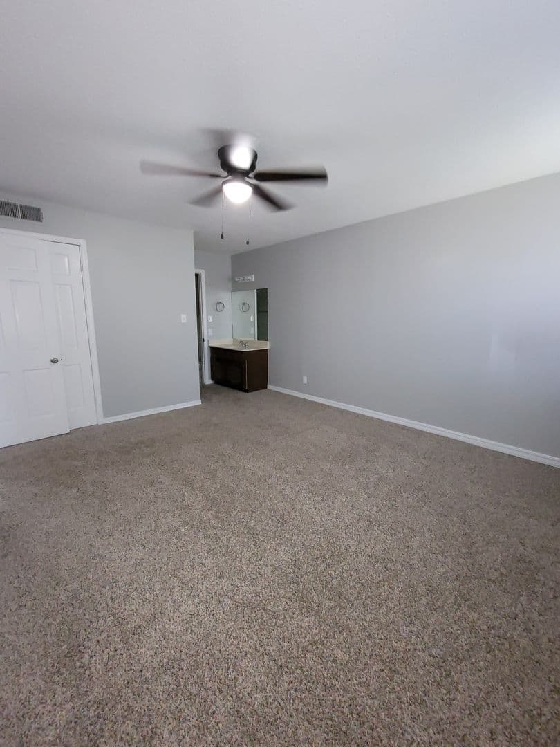 Woodward Park Apartments 7 of 13