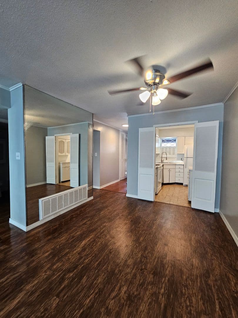 Woodward Park Apartments 6 of 17