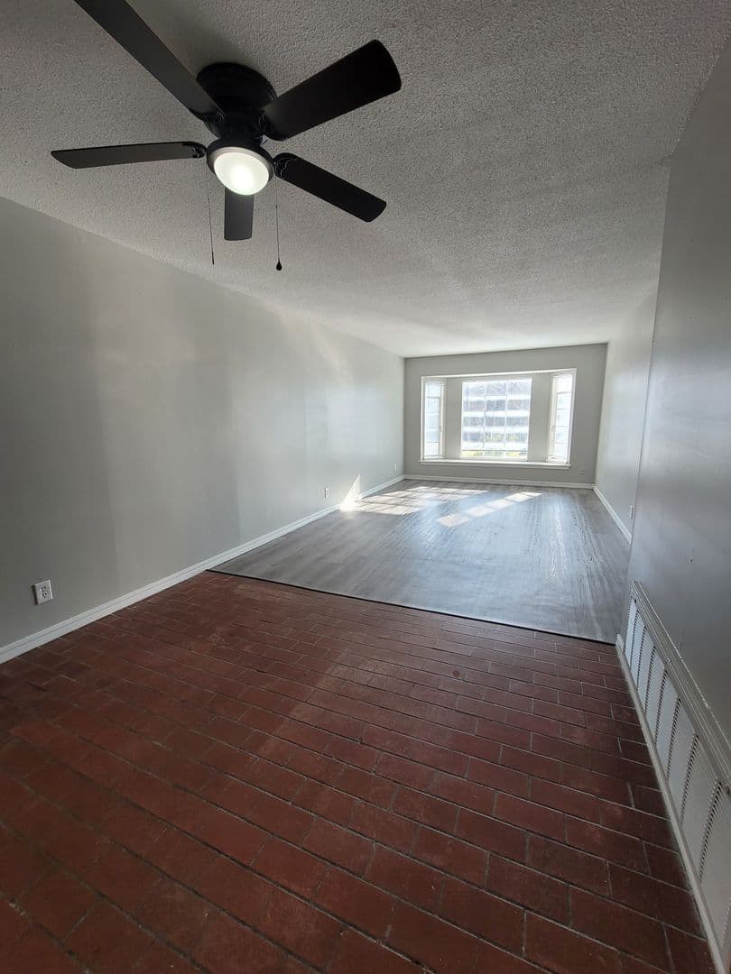 Woodward Park Apartments 2 of 13