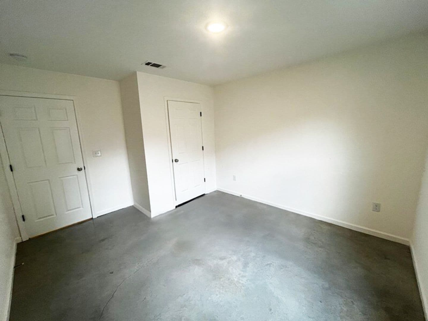 246 Skylane Dr. 5 of 15